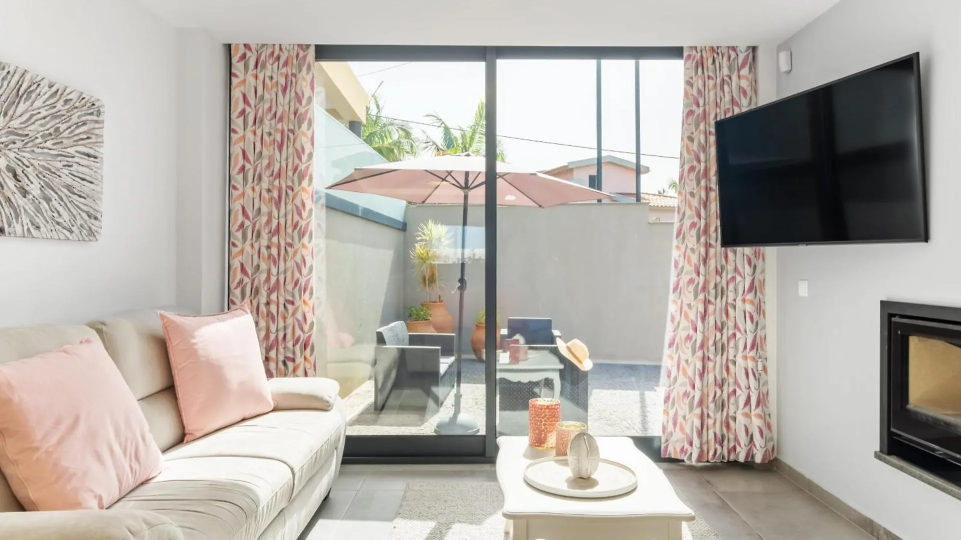 Villa Camelia By Madeira Sun Travel Фуншал Португалия
